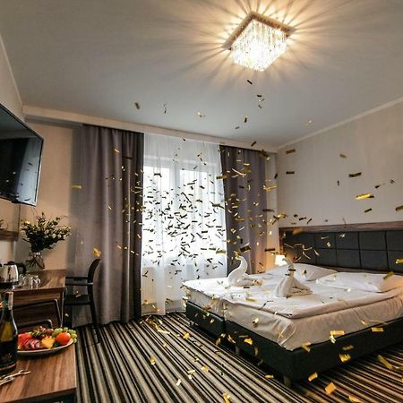 New Corner Hotel Niechorze Ngoại thất bức ảnh