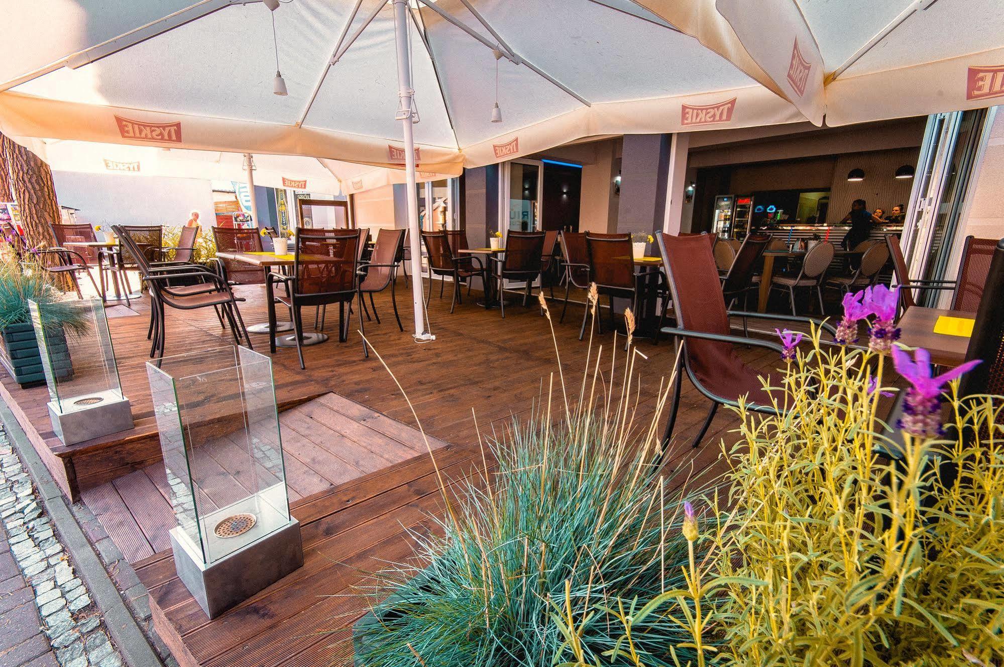 New Corner Hotel Niechorze Ngoại thất bức ảnh