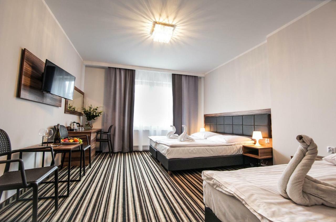 New Corner Hotel Niechorze Ngoại thất bức ảnh